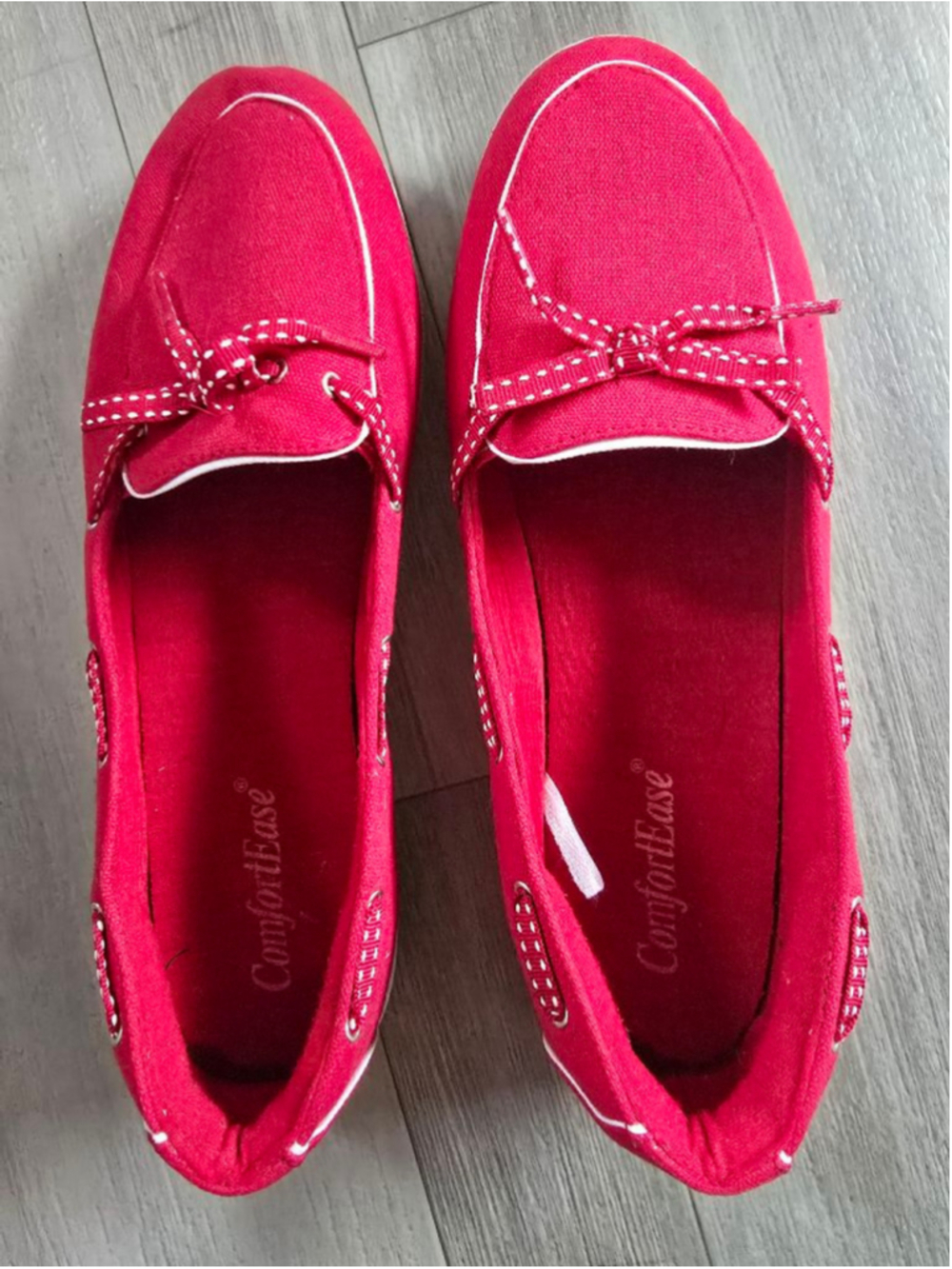 Women's ComfortEase Red & White Canvas Flats & Loafers Size 9.5